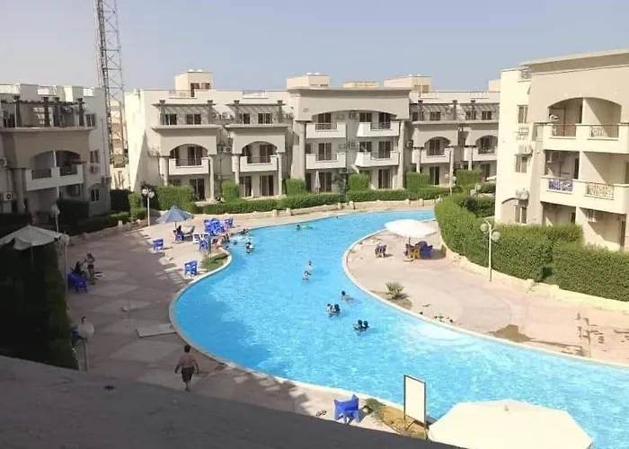 لاسرينا A303 Apartmanhotel *